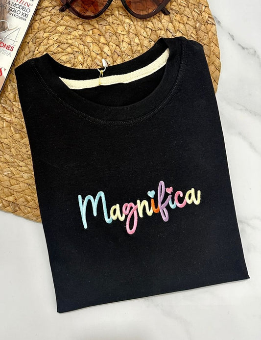 Magnifica T-shirt